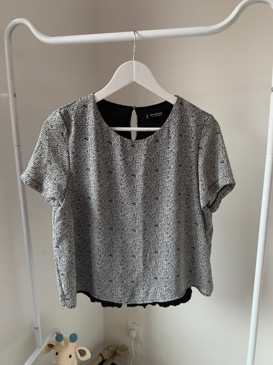 Gestippelde blouse