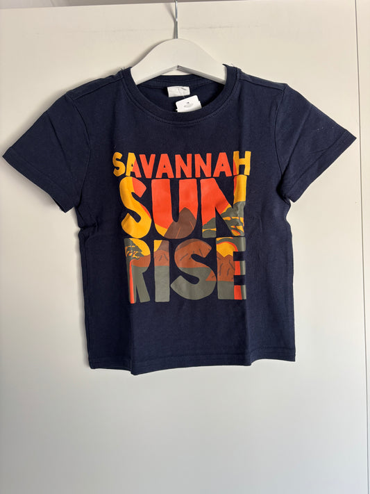 Marineblauwe T-shirt "Savannah Sunrise"
