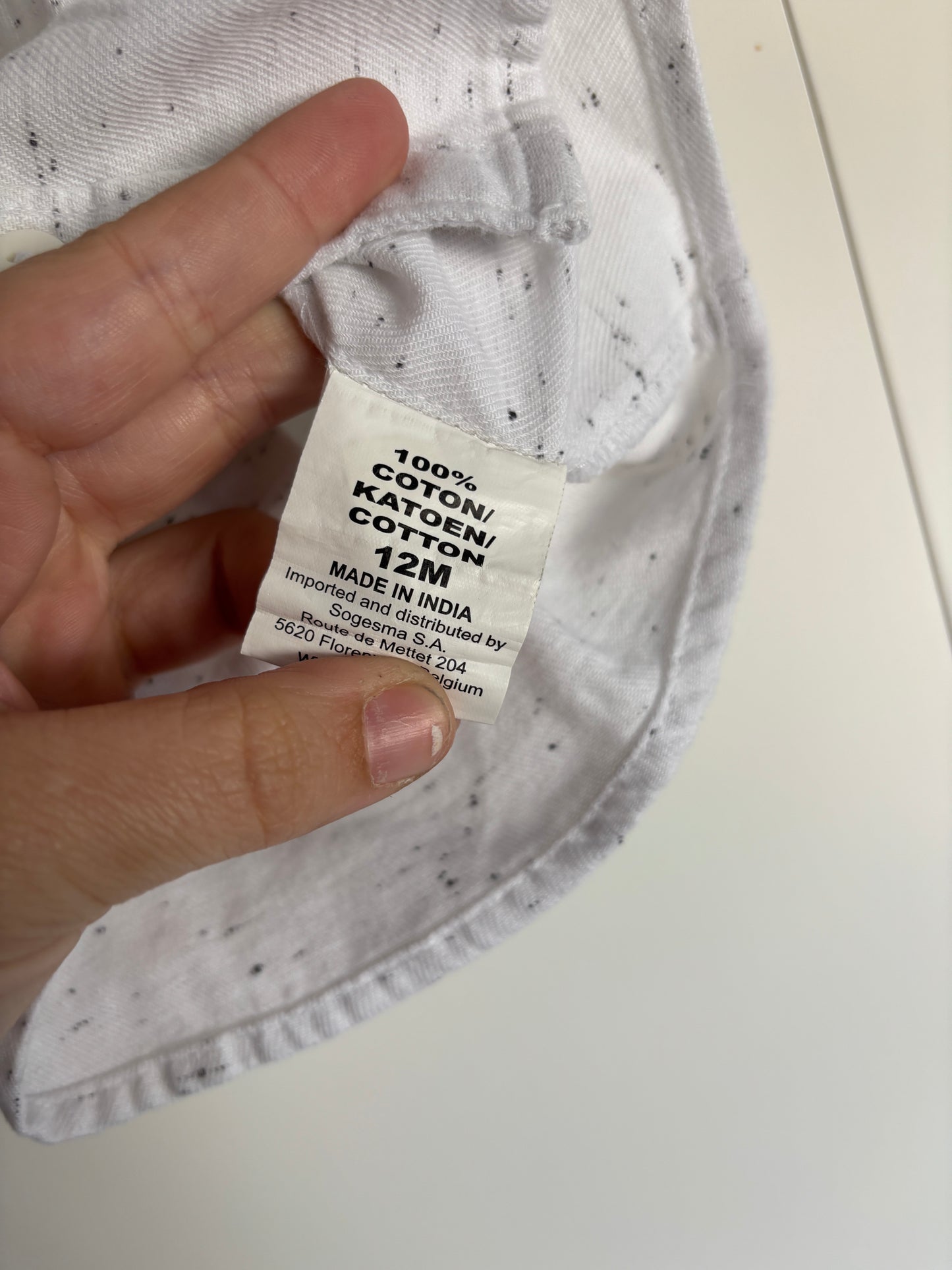 Wit gestippeld hemd met korte mouwen