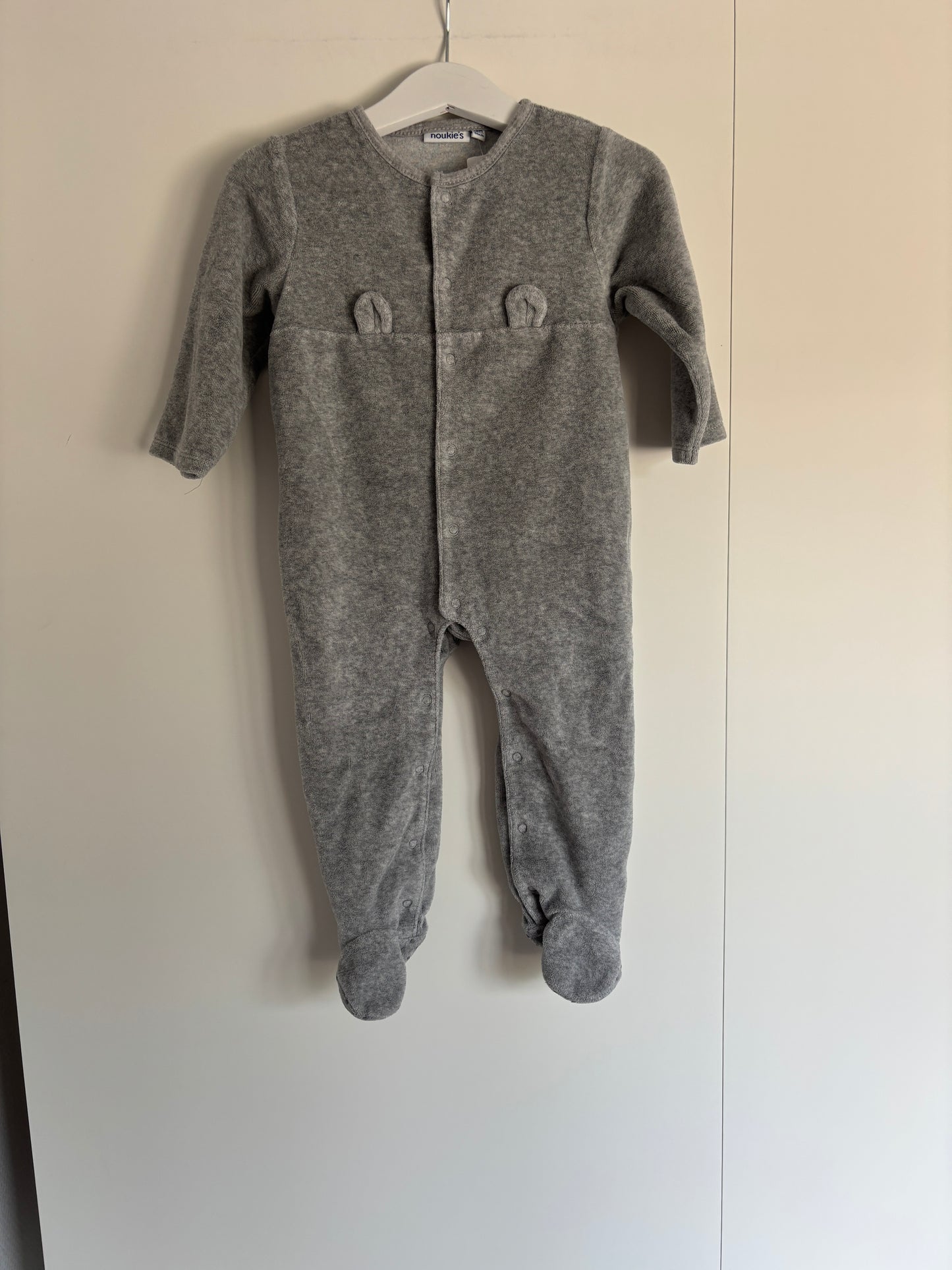 Grijze eendelige winterpyjama