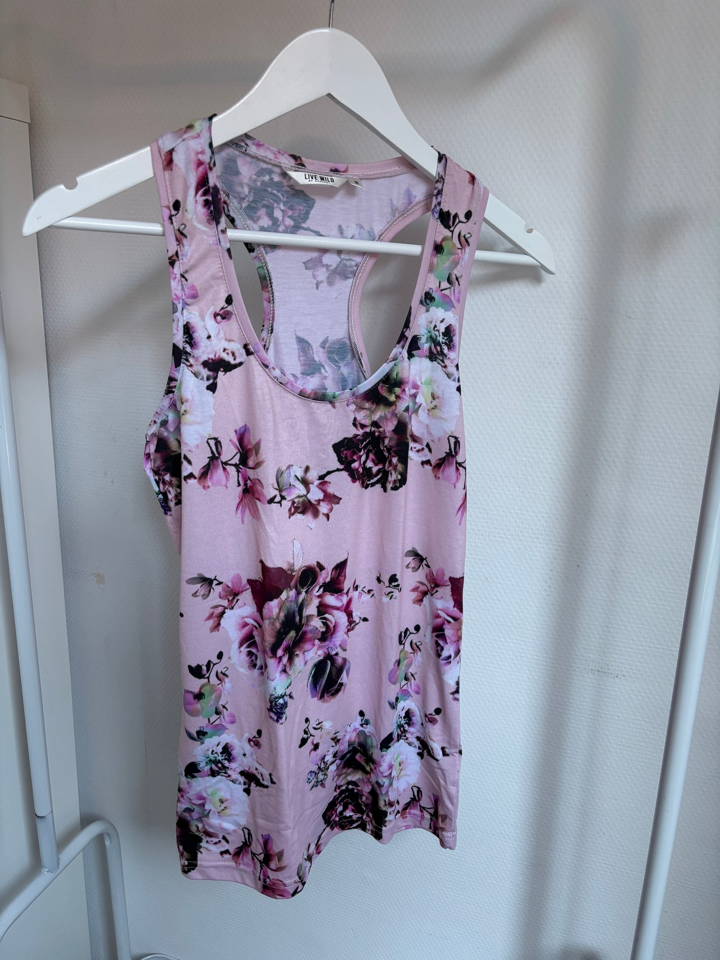 Lichtroze top met bloemen