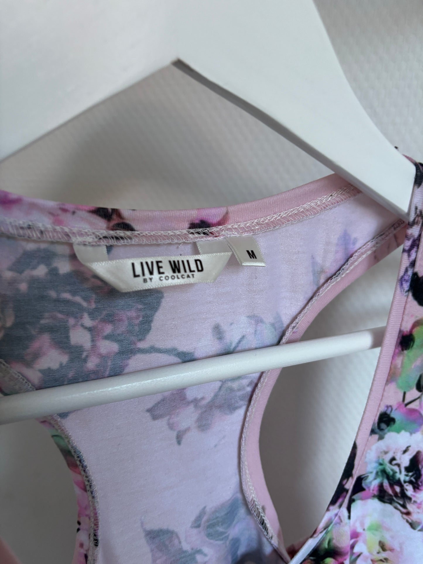 Lichtroze top met bloemen