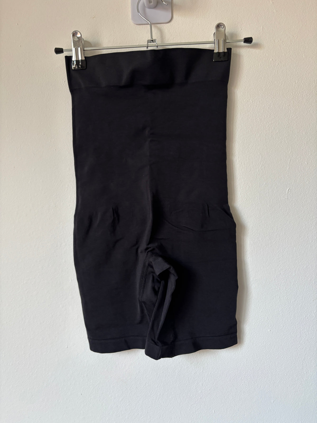 Zwart shortje | Primark | XS