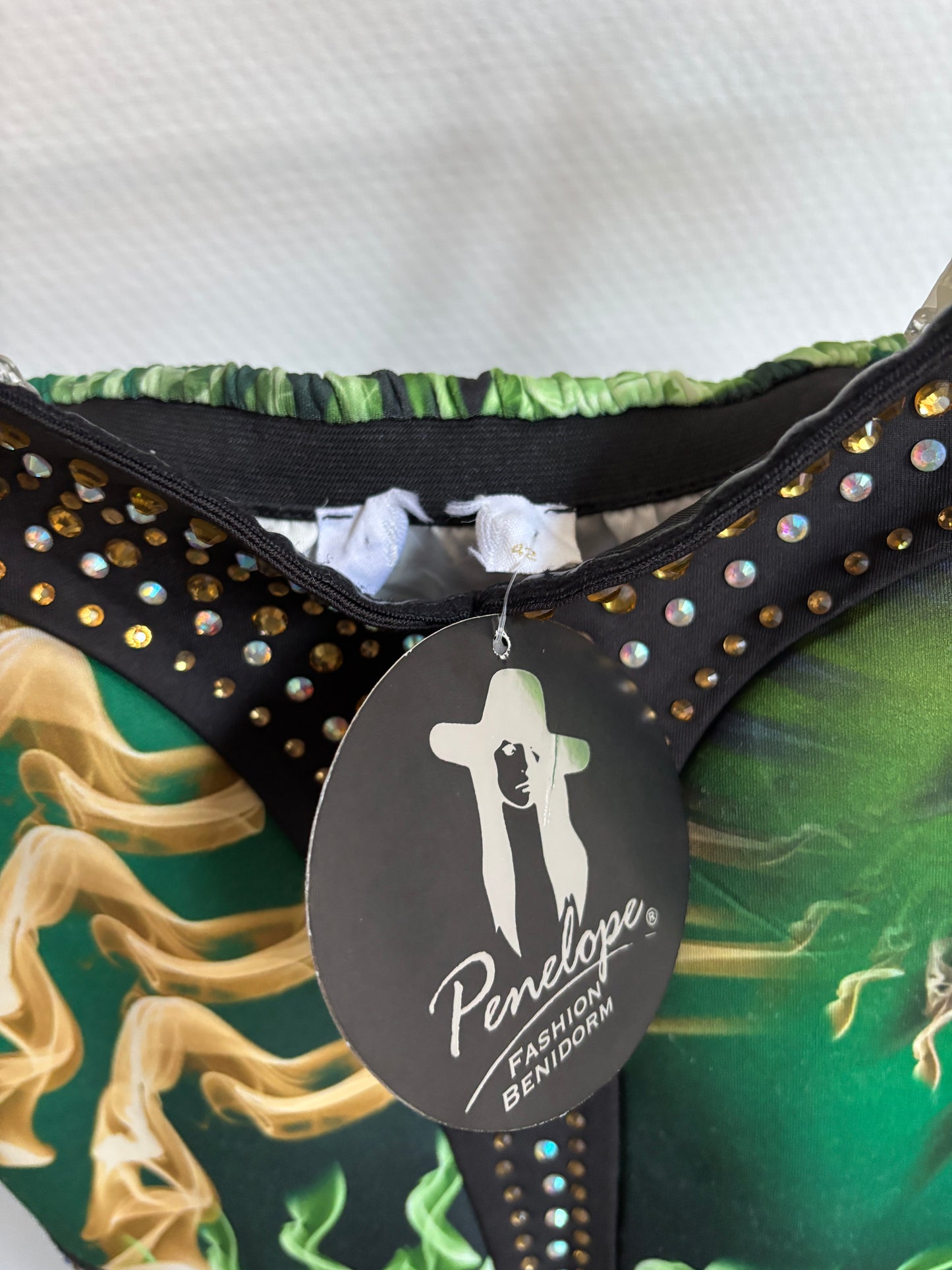 Groene strapless jurk