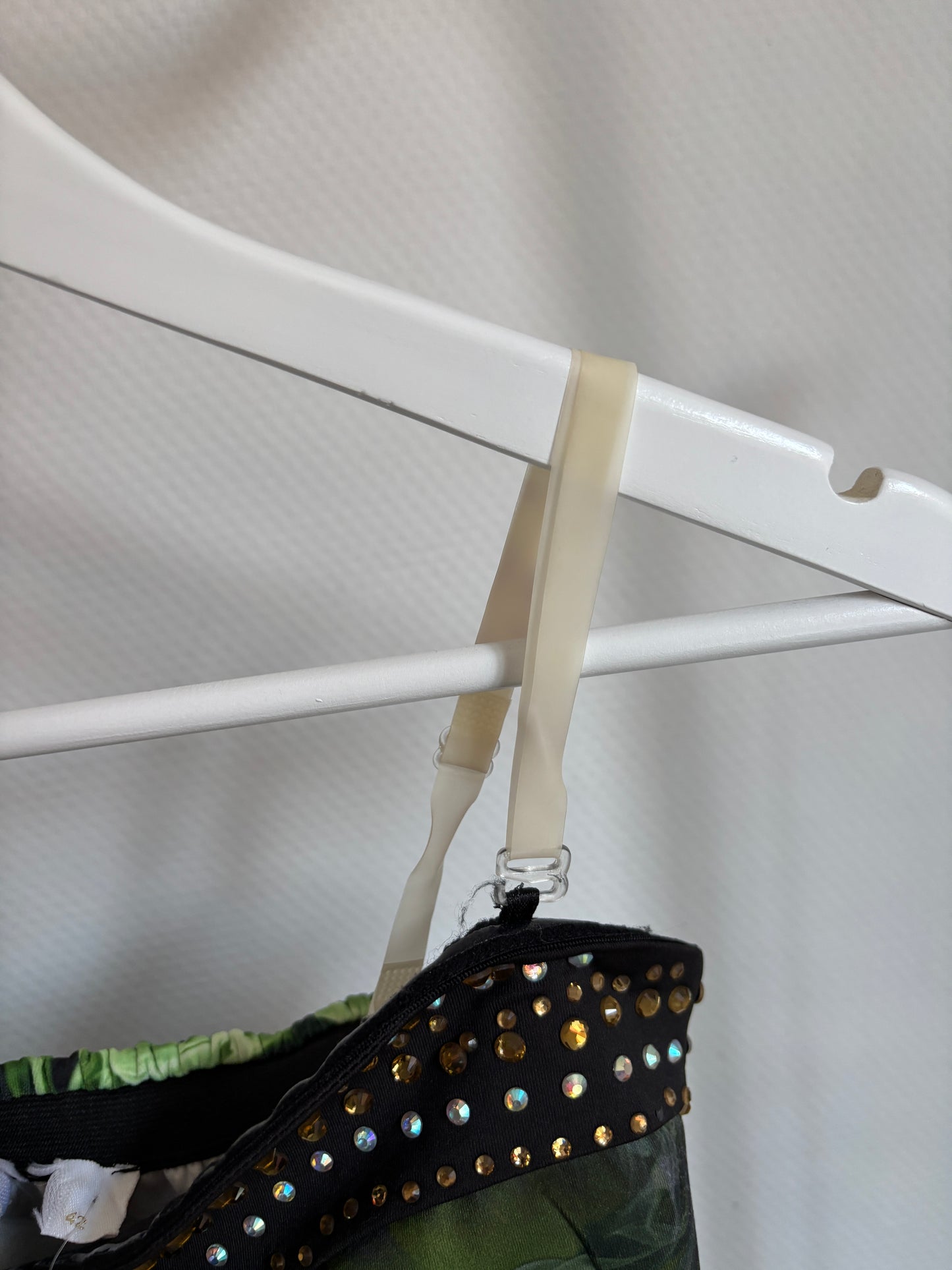 Groene strapless jurk