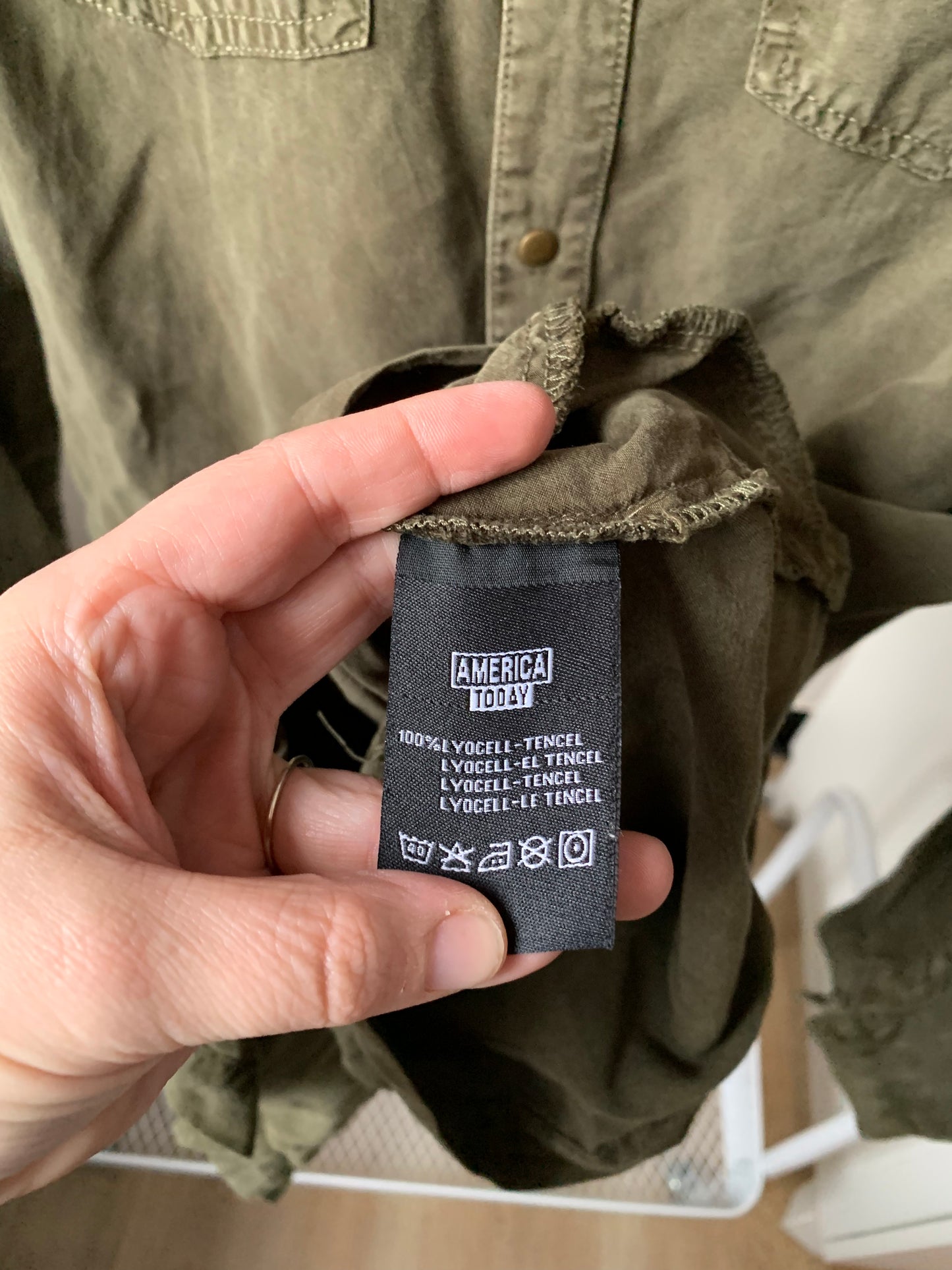 Khaki playsuit met lange mouwen 💸