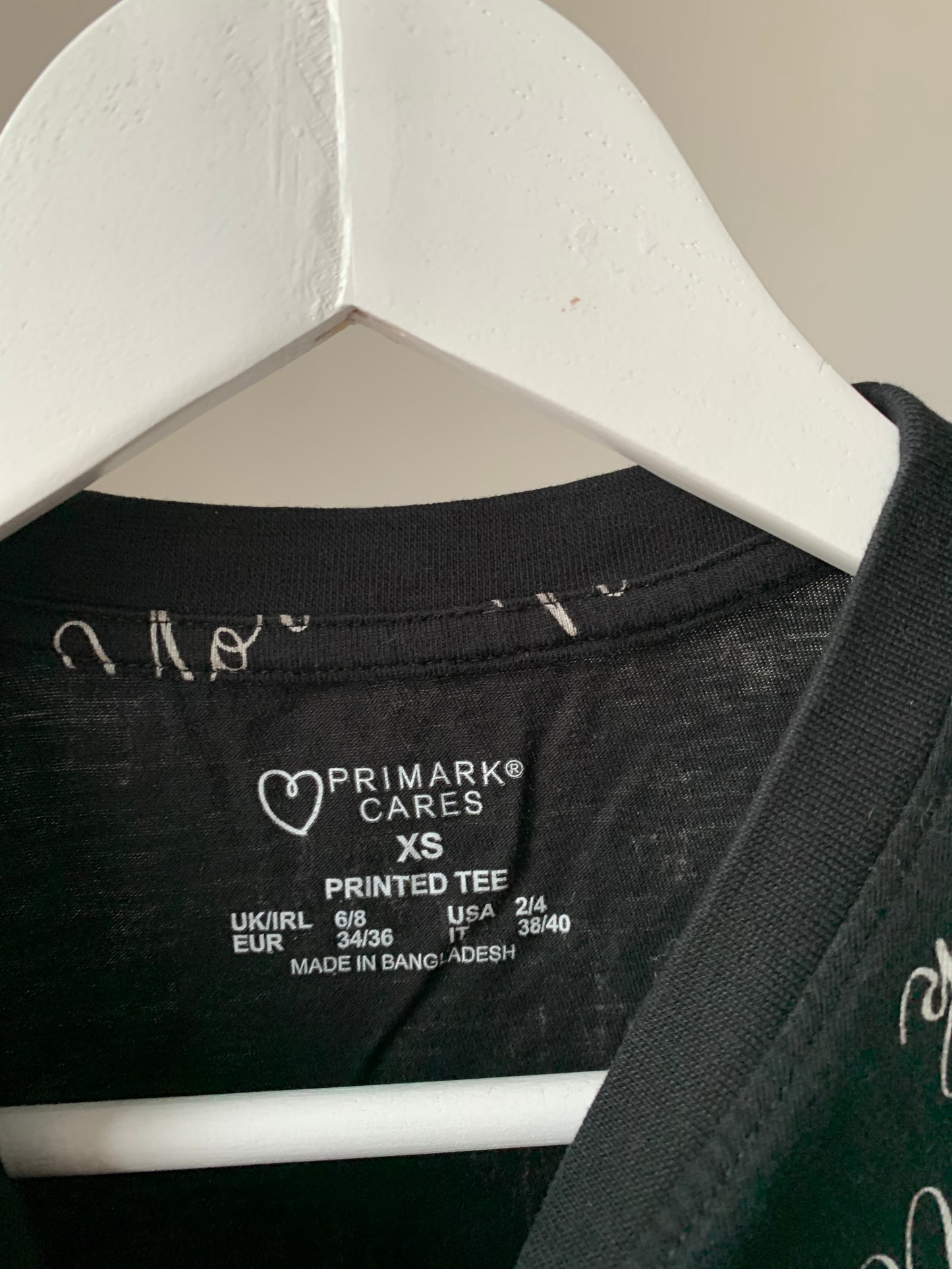 Zwarte T-shirt ⚡