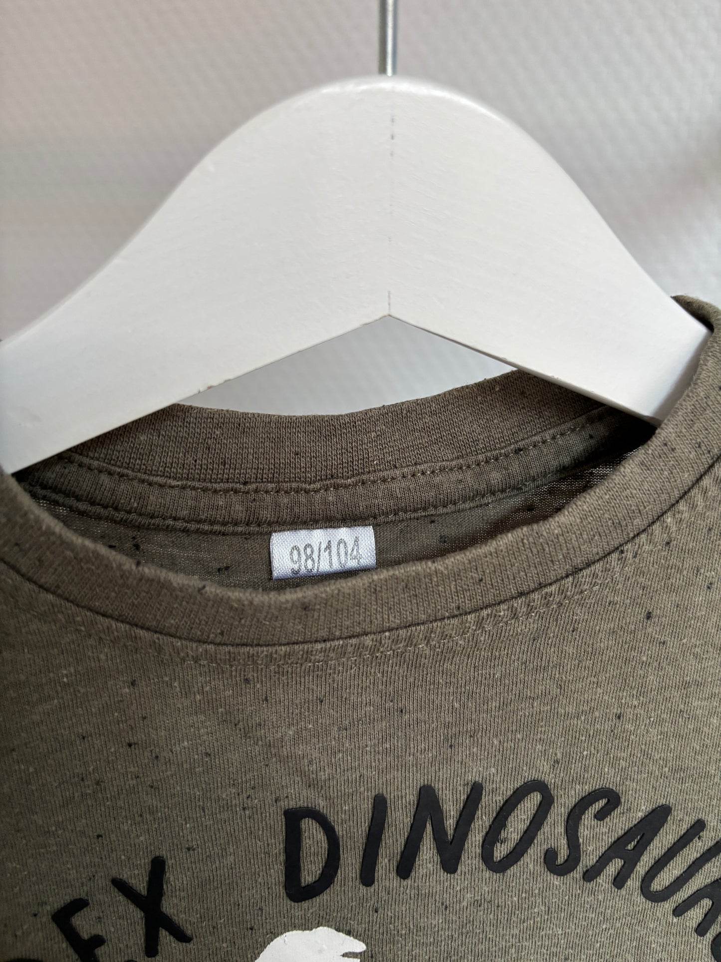 Khaki T-shirt ⚡