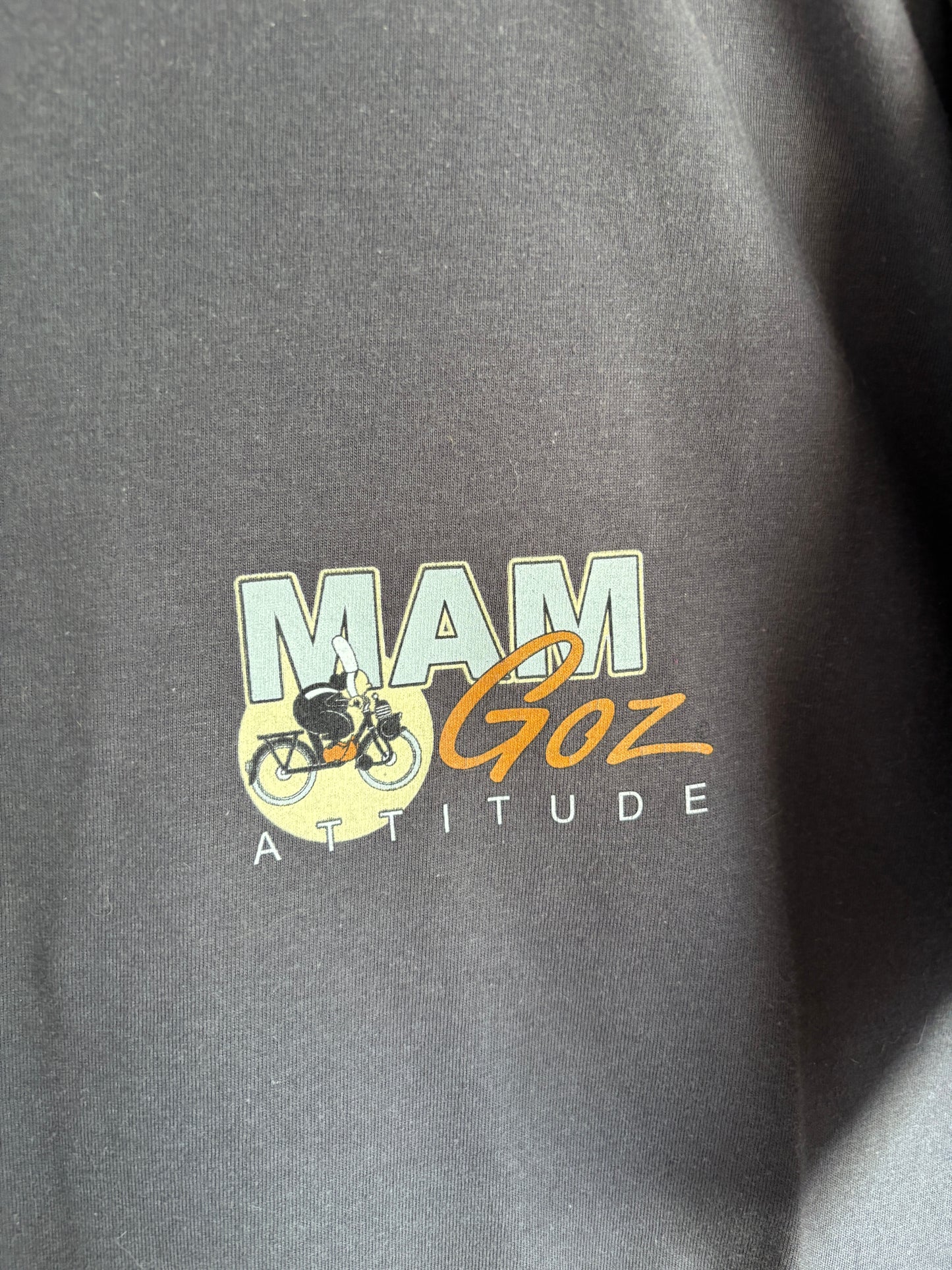 Donkergrijze T-shirt