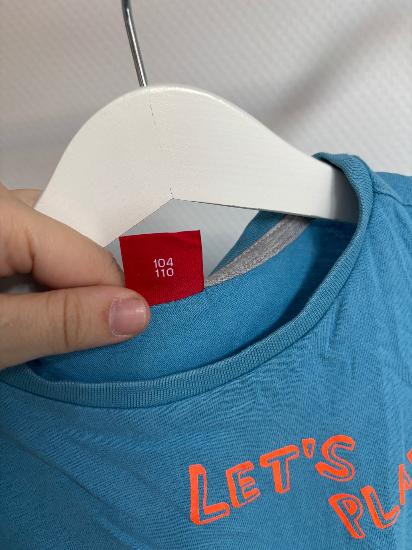 Blauwe T-shirt met krokodil