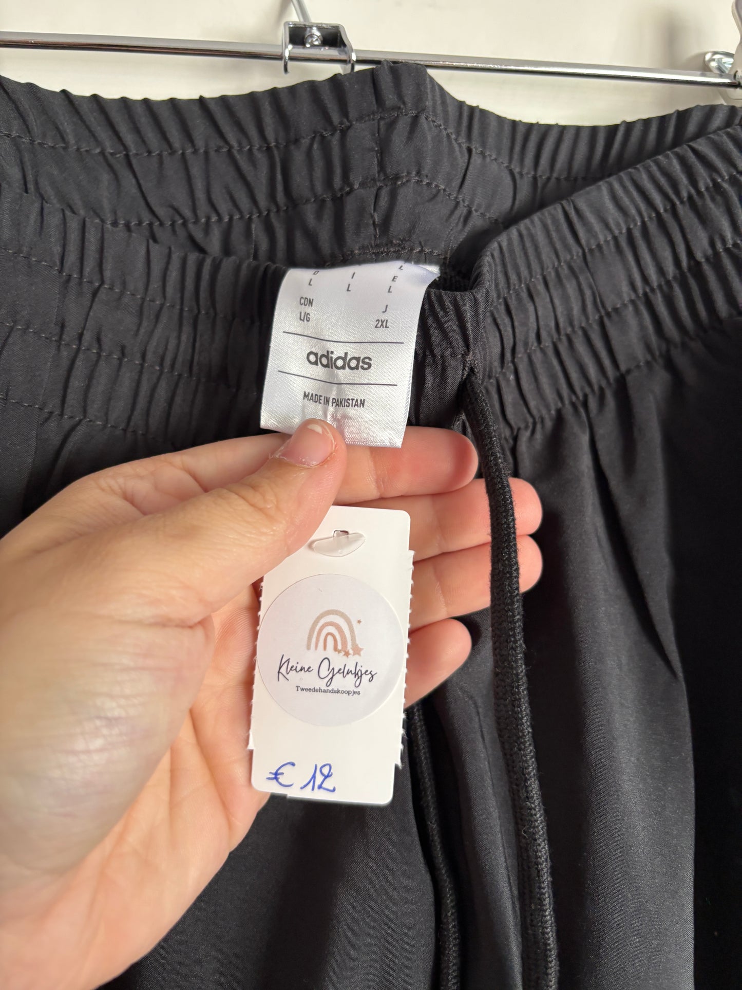 Zwarte trainingsbroek