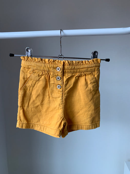 Mosterdgele short 💸