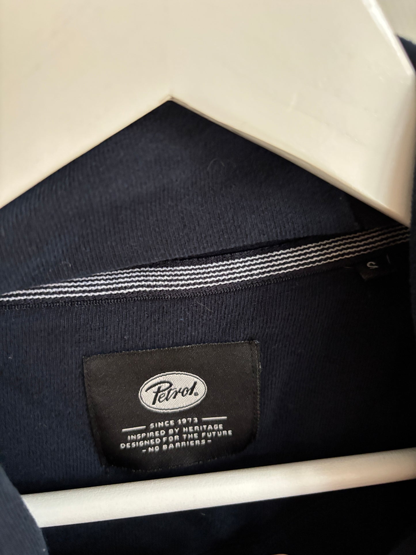 Marineblauwe sweater