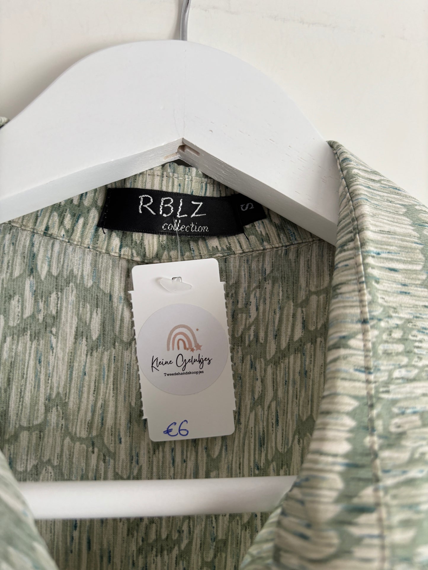 Muntgroene gestreepte blouse