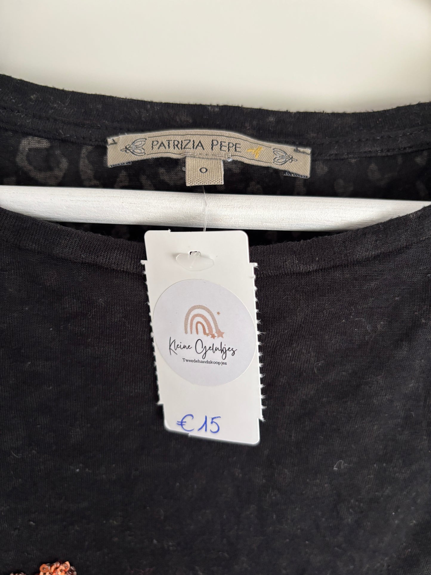 Zwarte longsleeve met panterprint