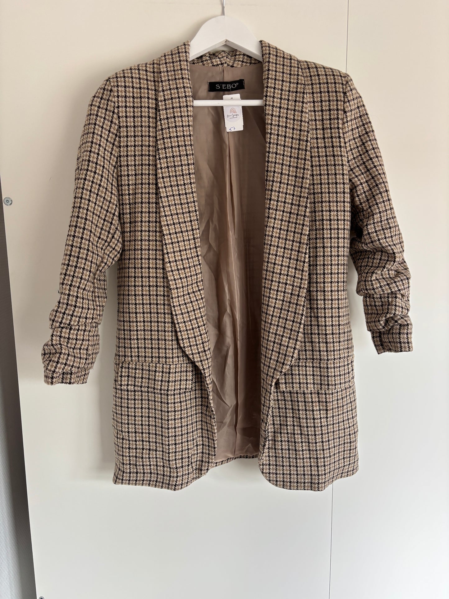 Beige geruite blazer
