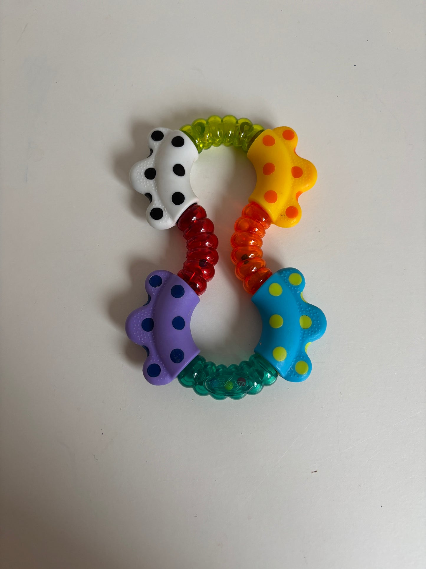 Klik en draai rammelaar