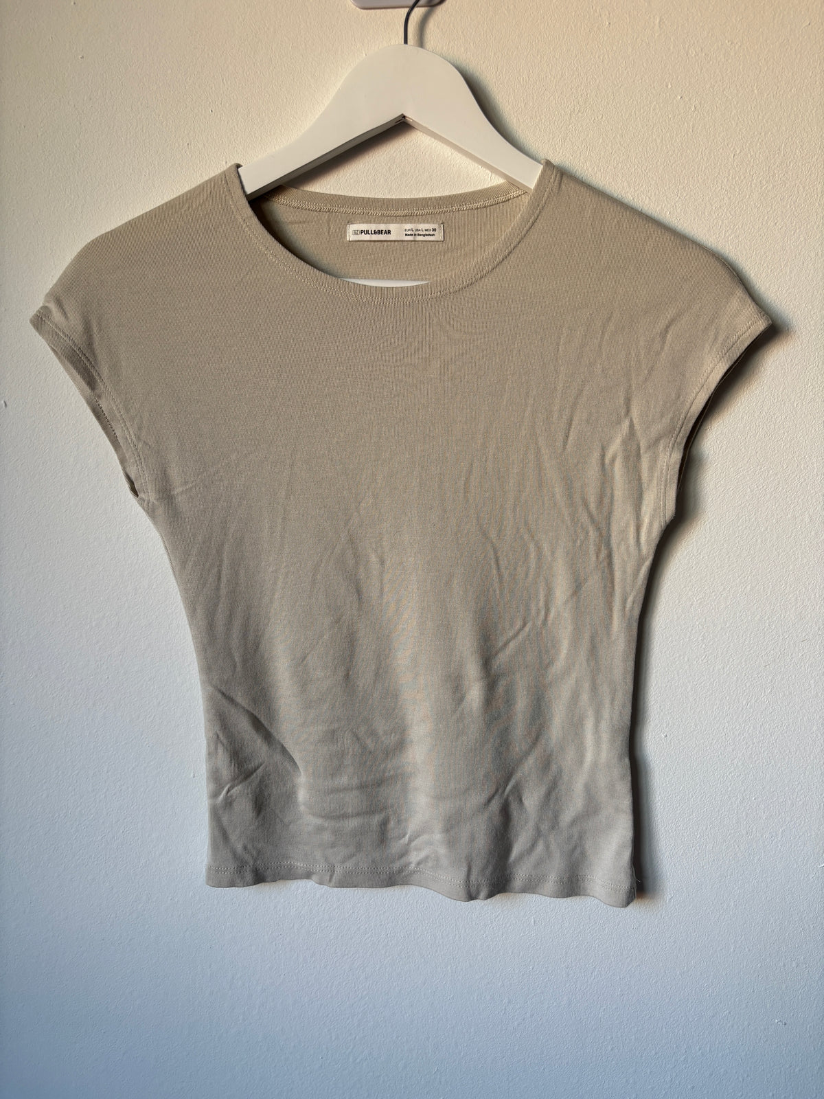 Beige T-shirt | Pull&Bear | L