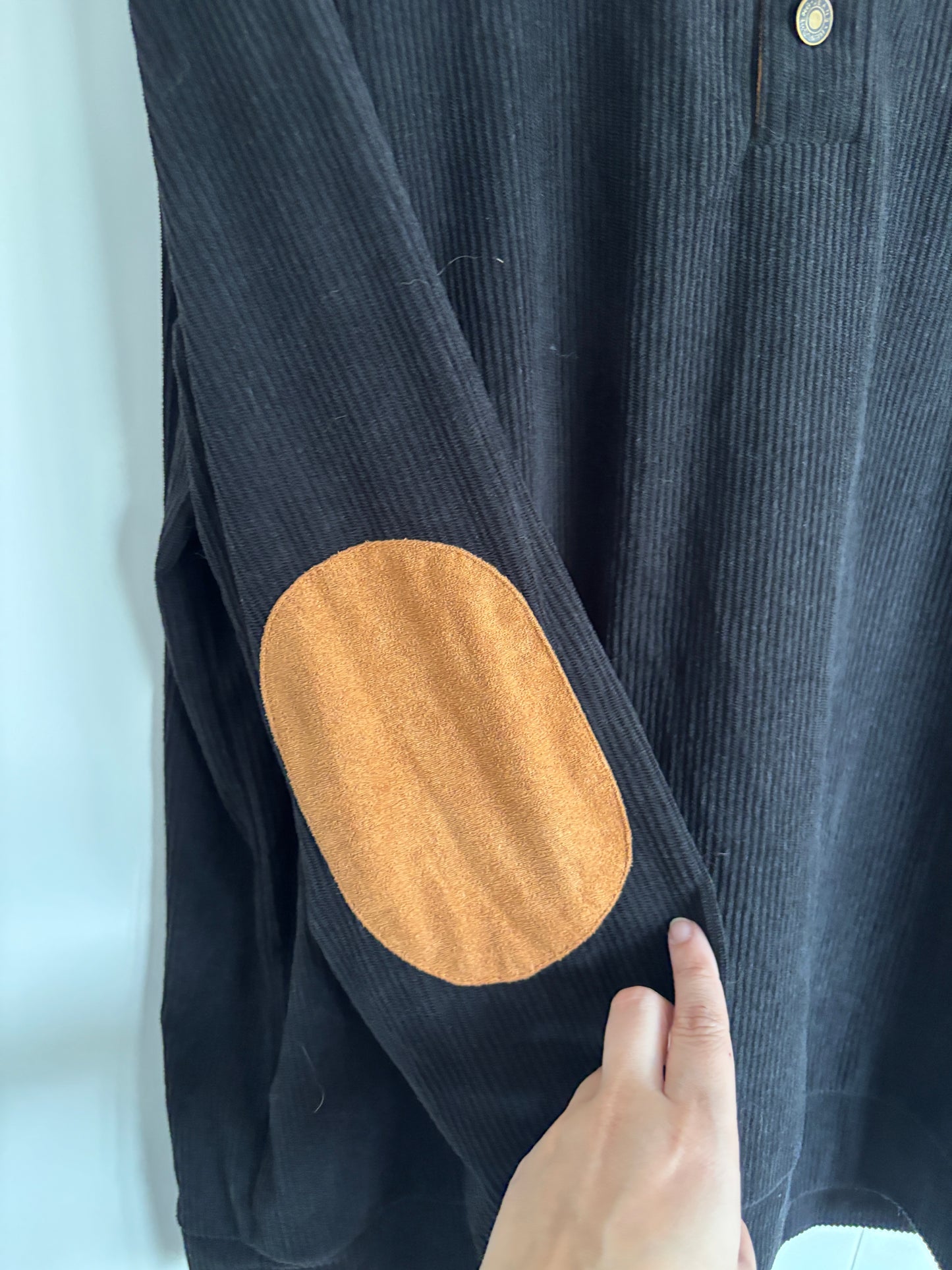 Zwart ribfluwelen hemd