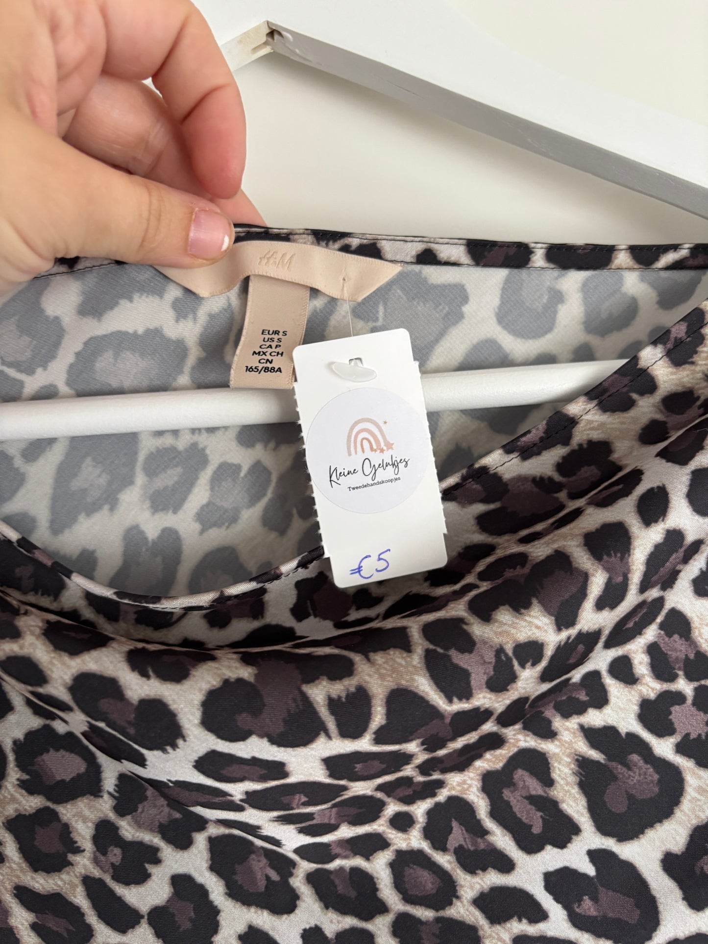 Panterblouse met flared mouwen