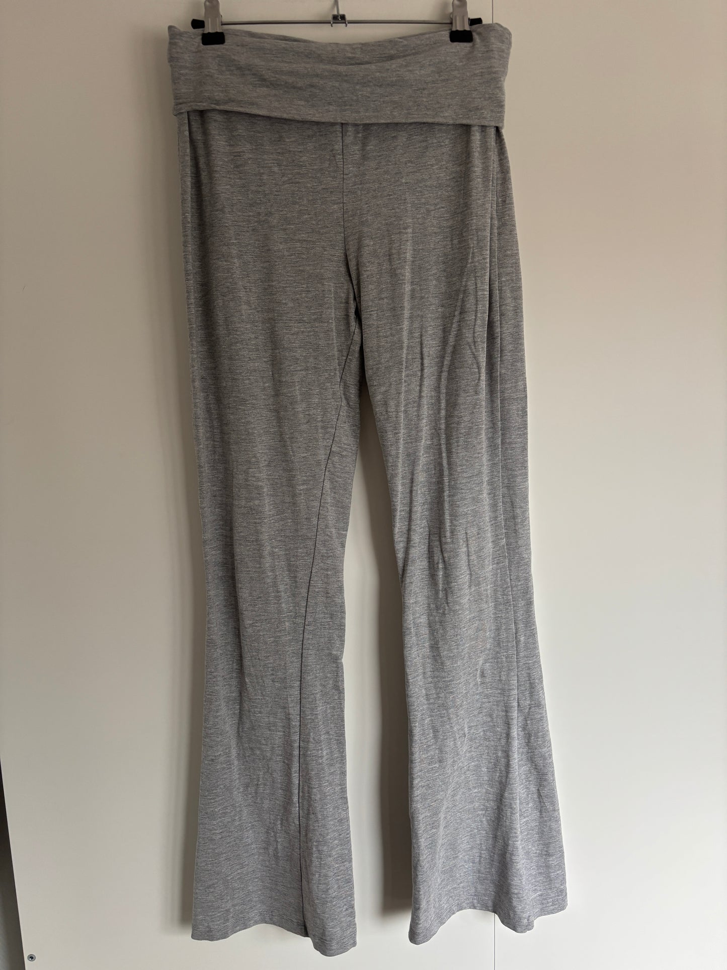 Grijze flared legging