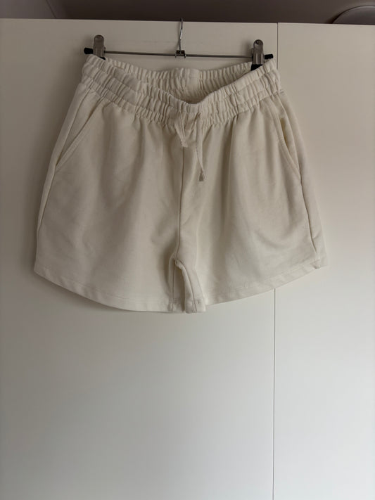 Witte short