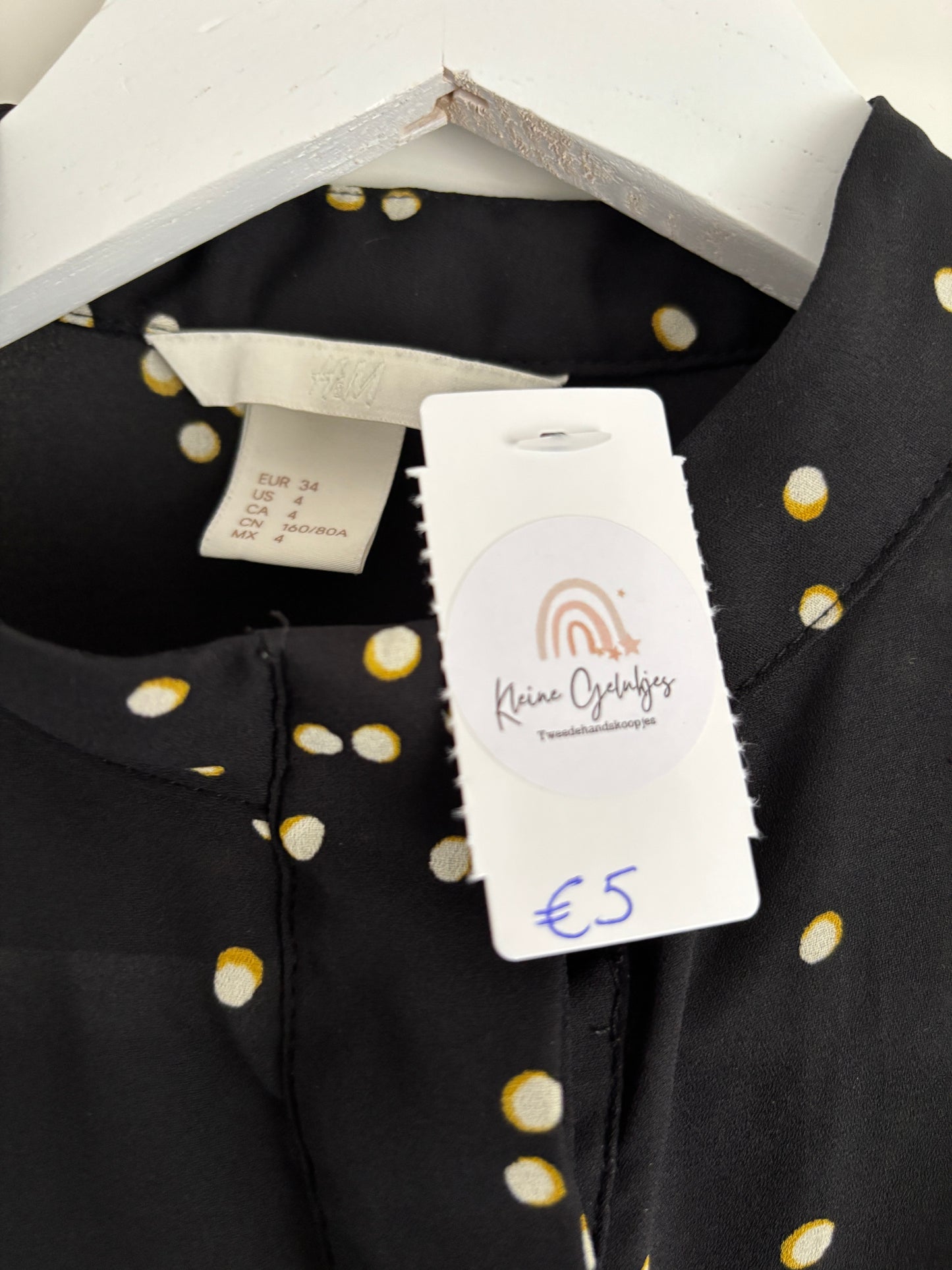 Zwarte gestippelde blouse