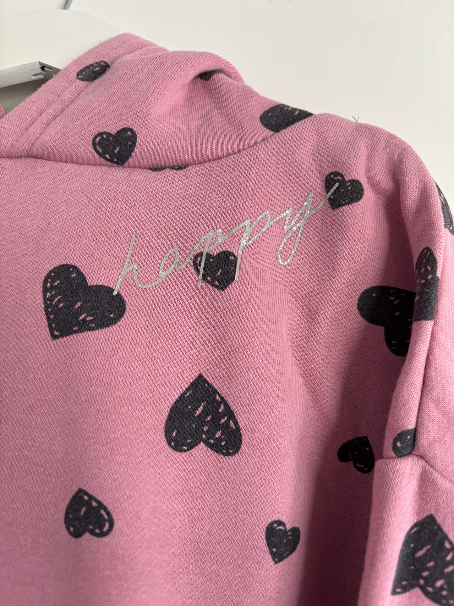 Roze sweater met hartjes