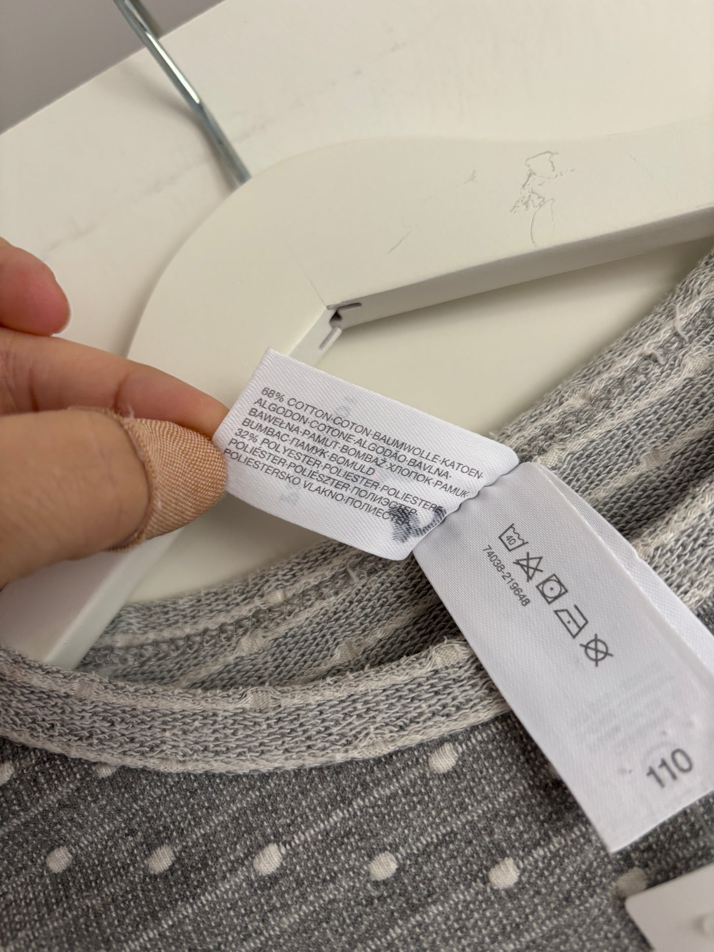 Grijze gestreepte trui