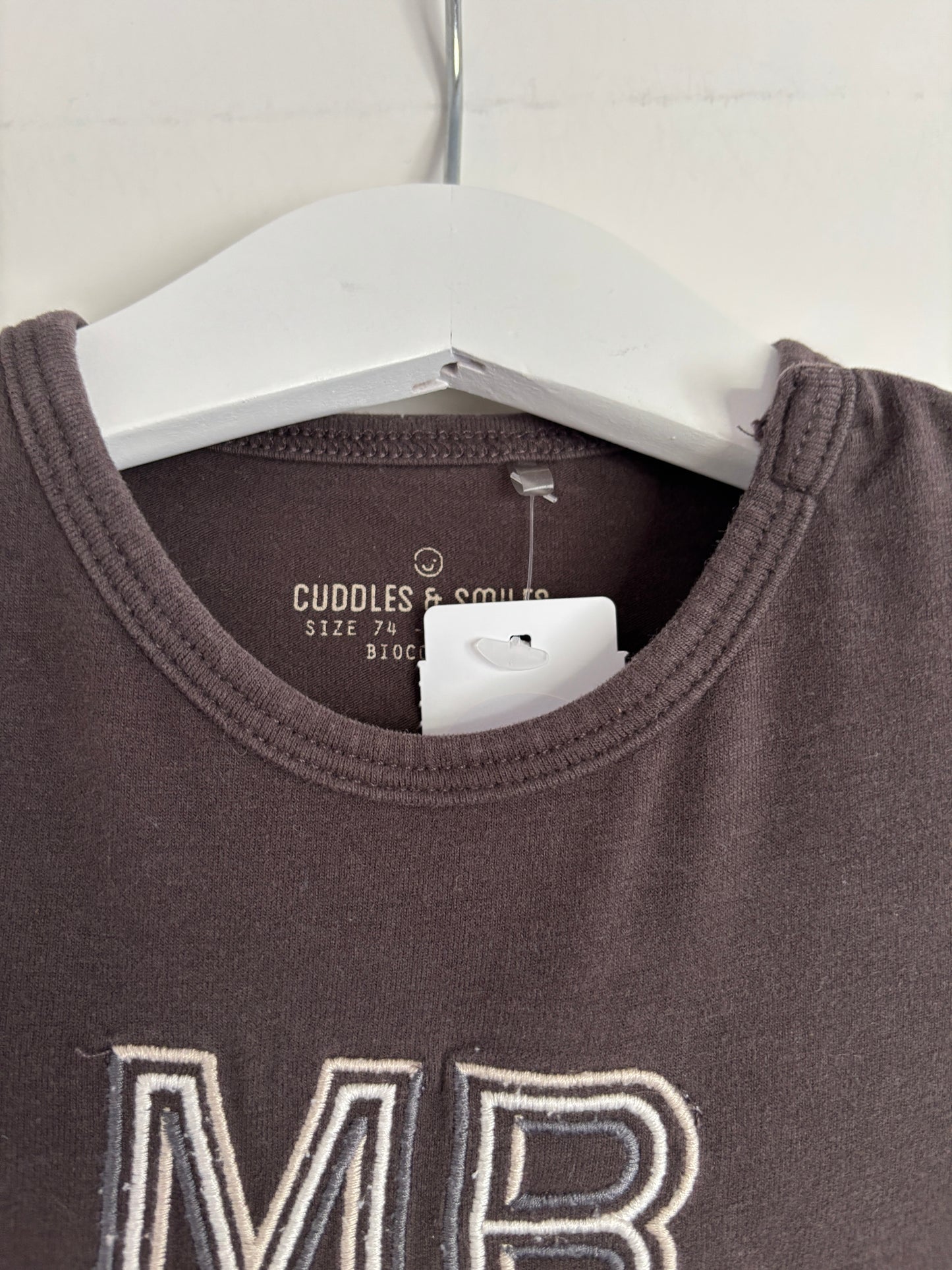 Bruingrijze longsleeve "Mr. Goodlooking"