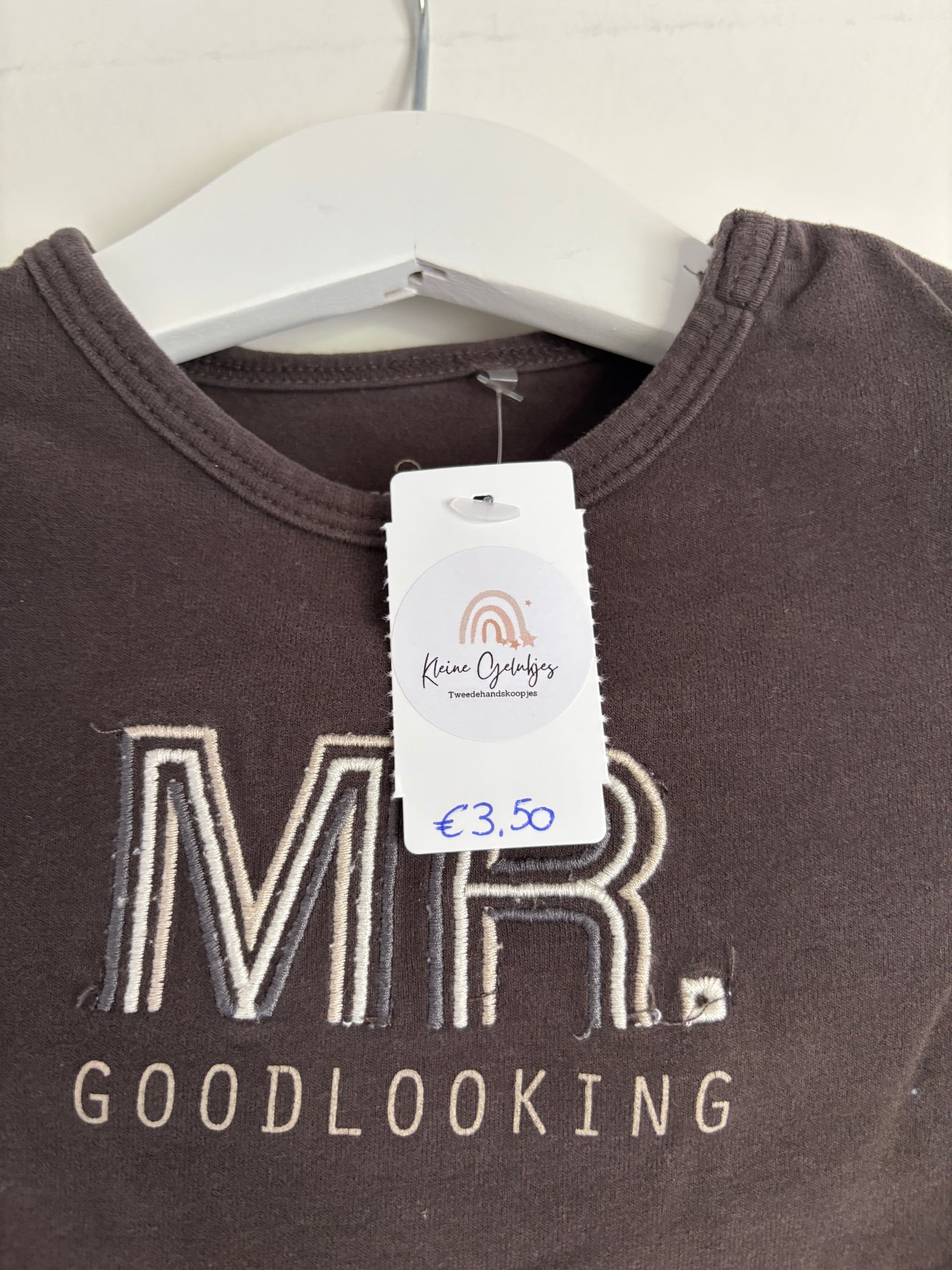 Bruingrijze longsleeve "Mr. Goodlooking"