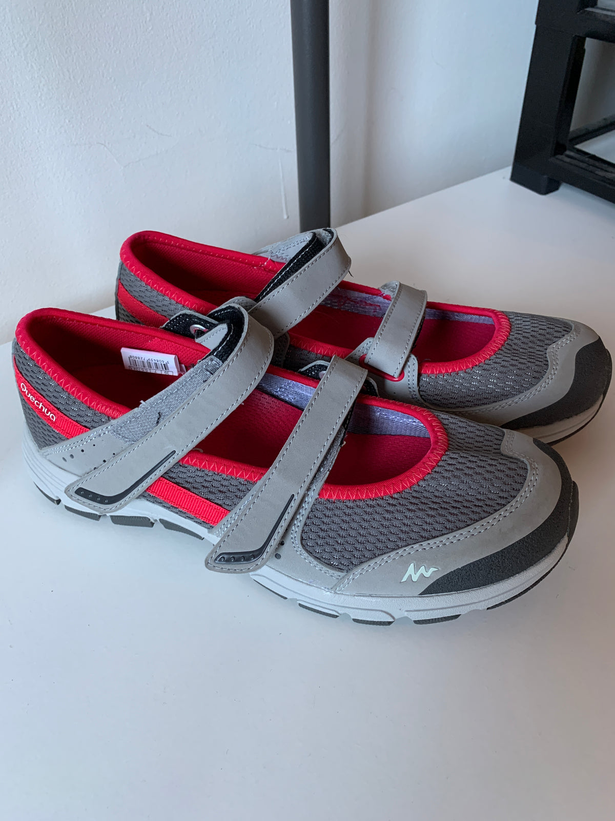 Quechua sportschoenen 39 - nieuw 💸