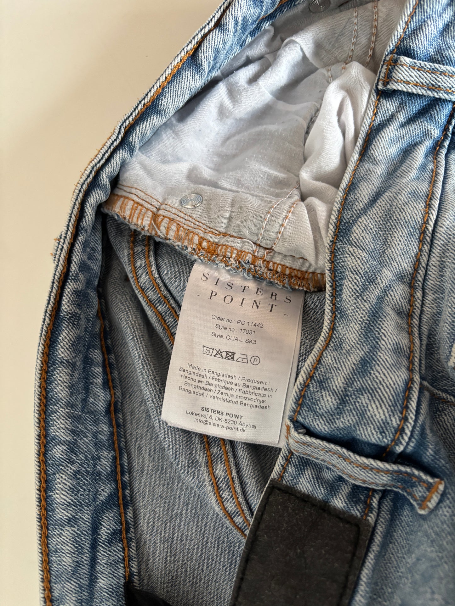 Lichtblauwe halflange jeansrok