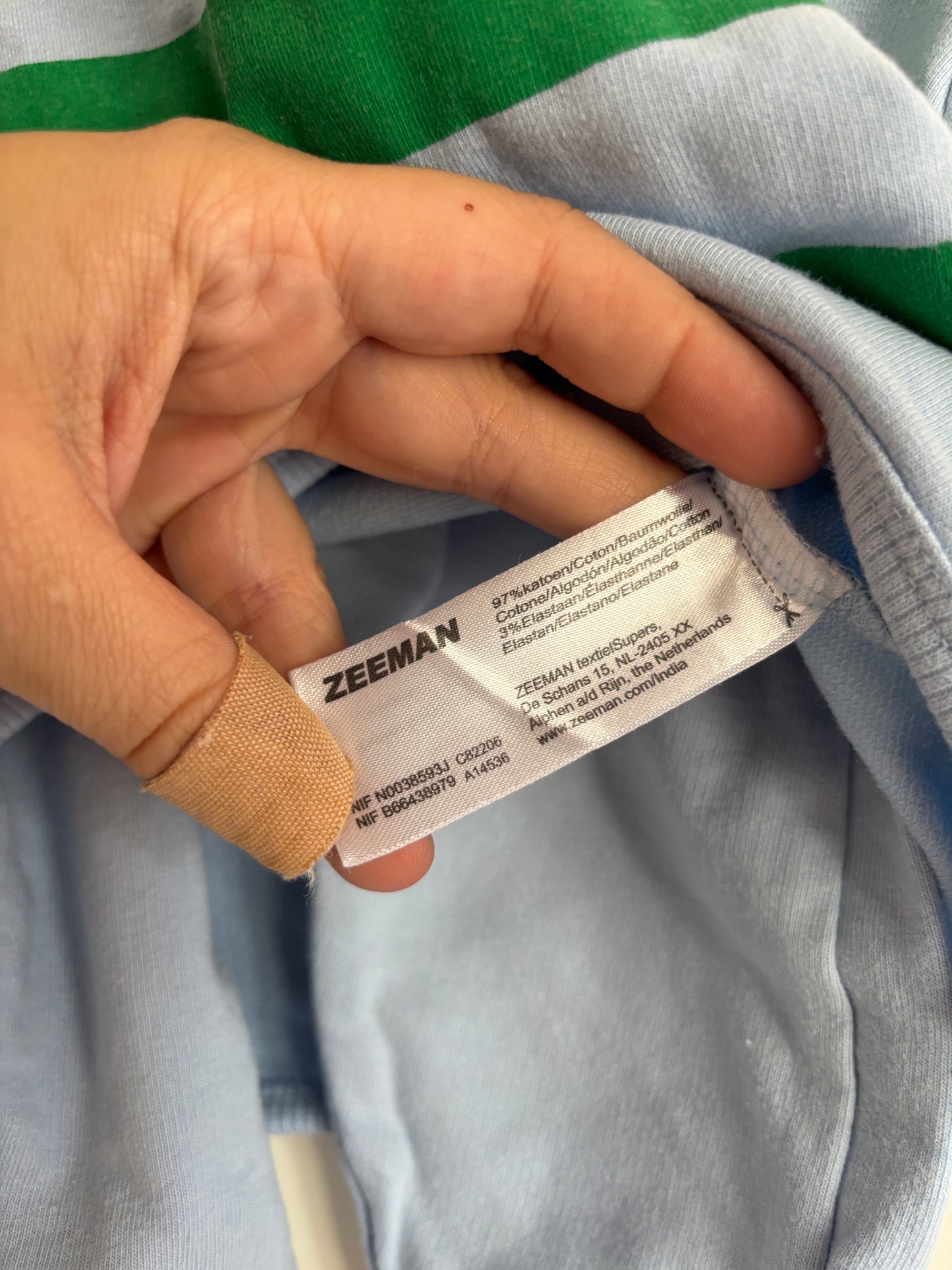 Lichtblauw setje: sweater en joggingbroek