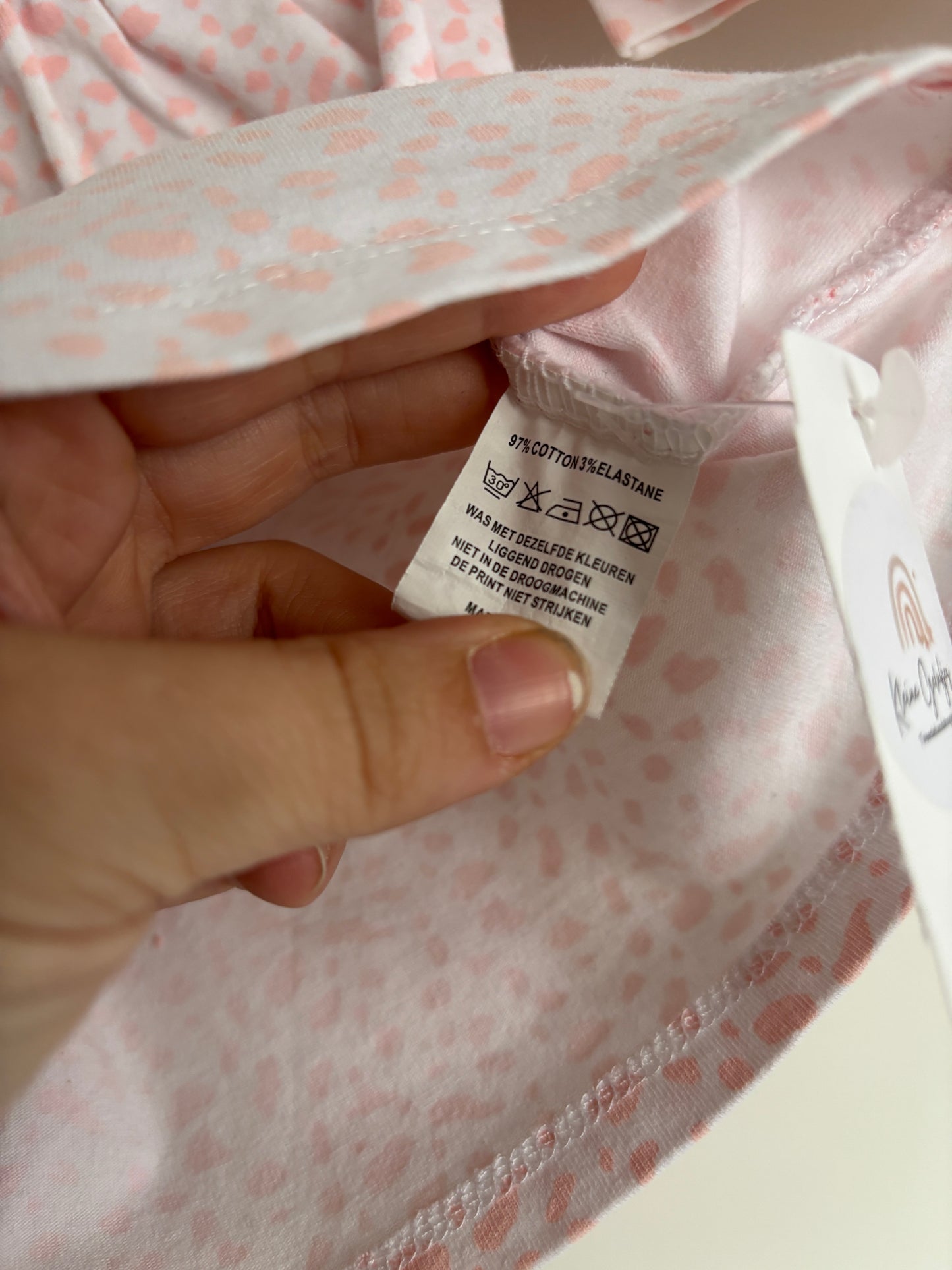 3-delige set: muts, jurkje en legging