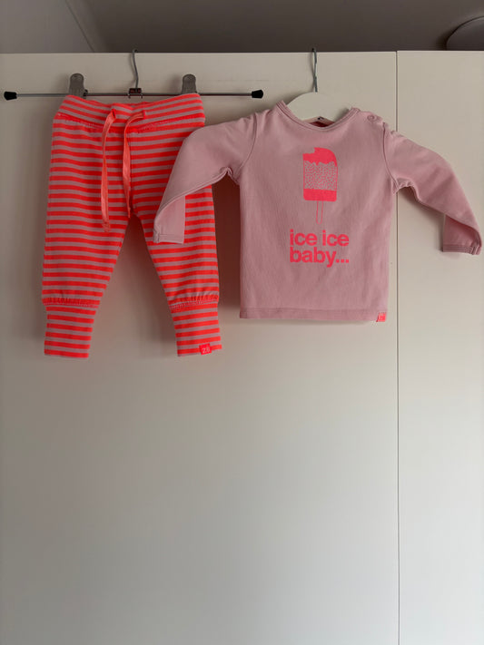 Set: longsleeve en gestreepte broek