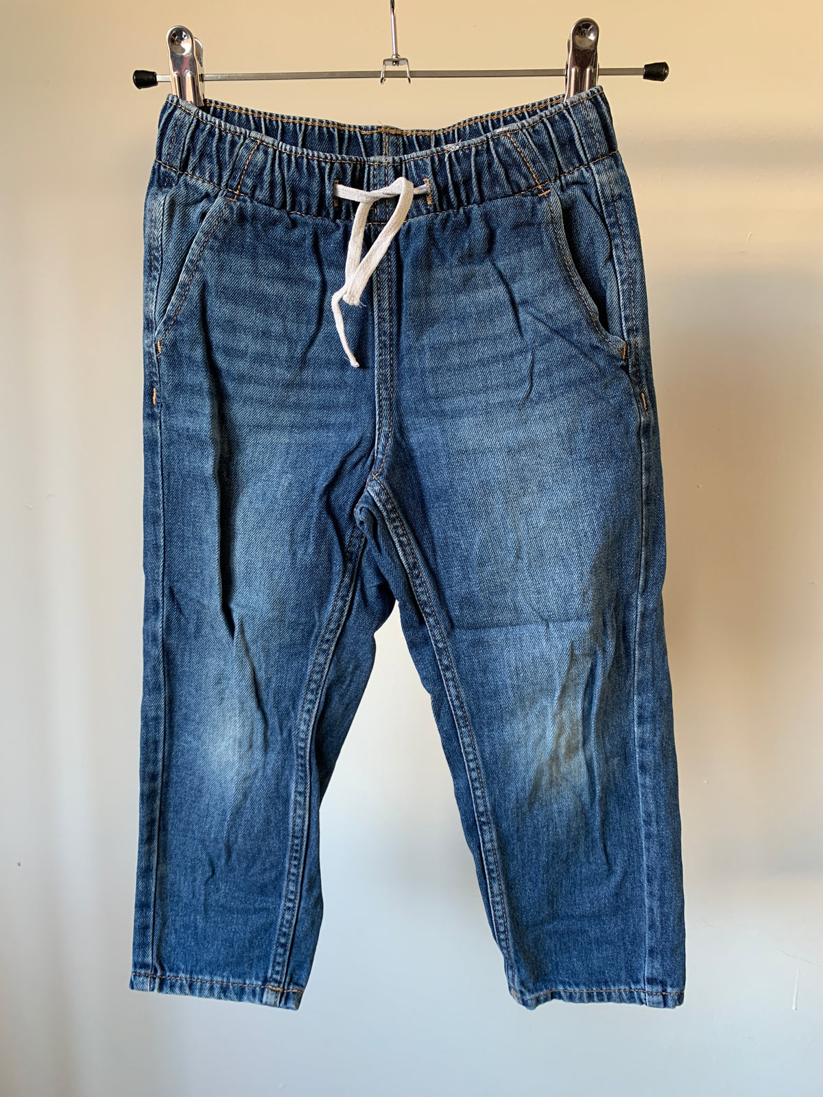H&M jeans 104 - zeer goede staat 💸