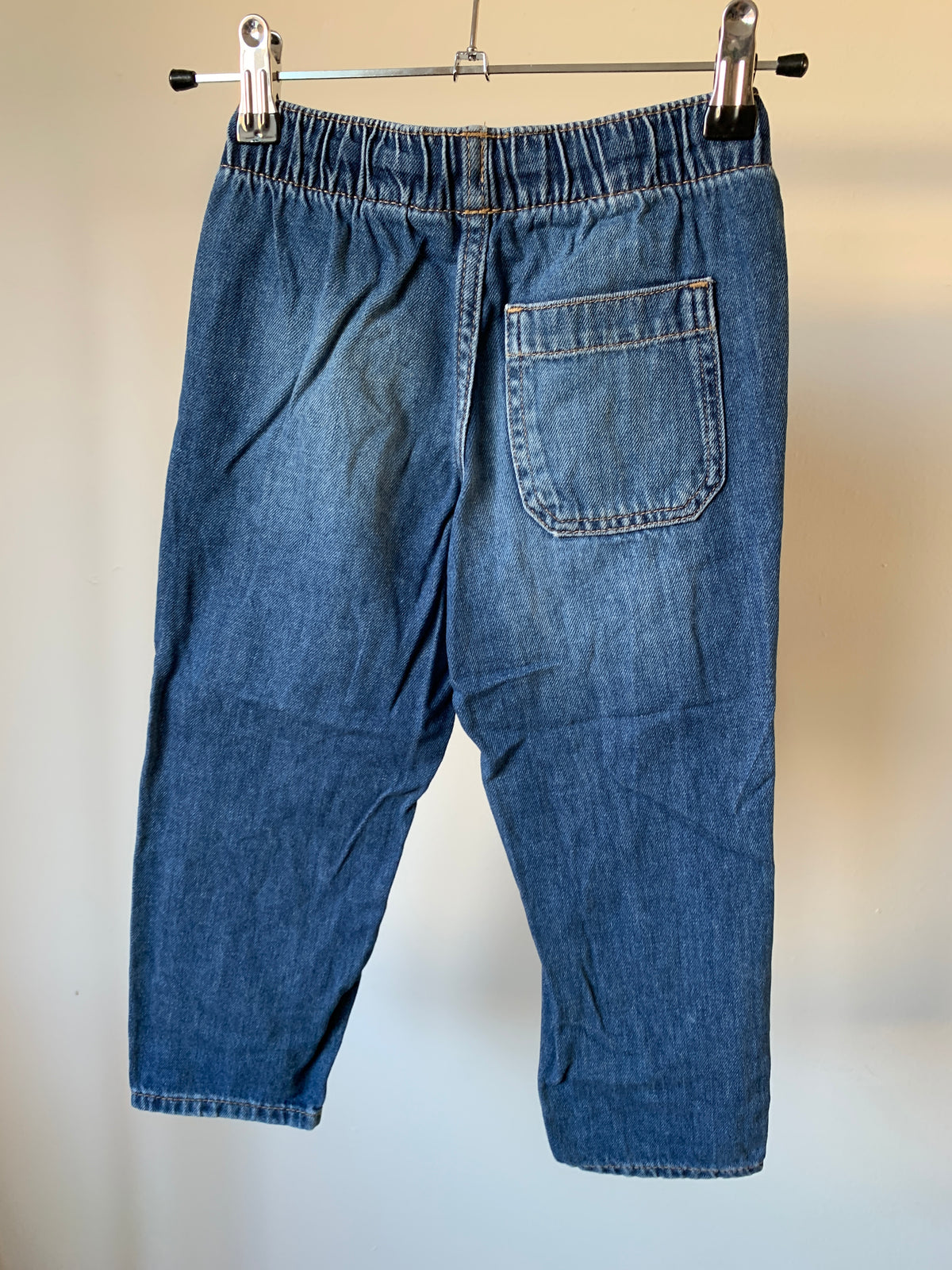 H&M jeans 104 - zeer goede staat 💸