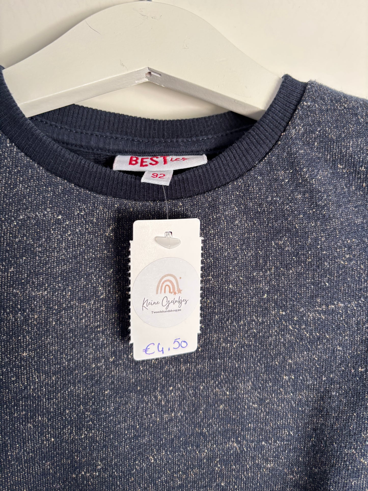 Marineblauwe sweater