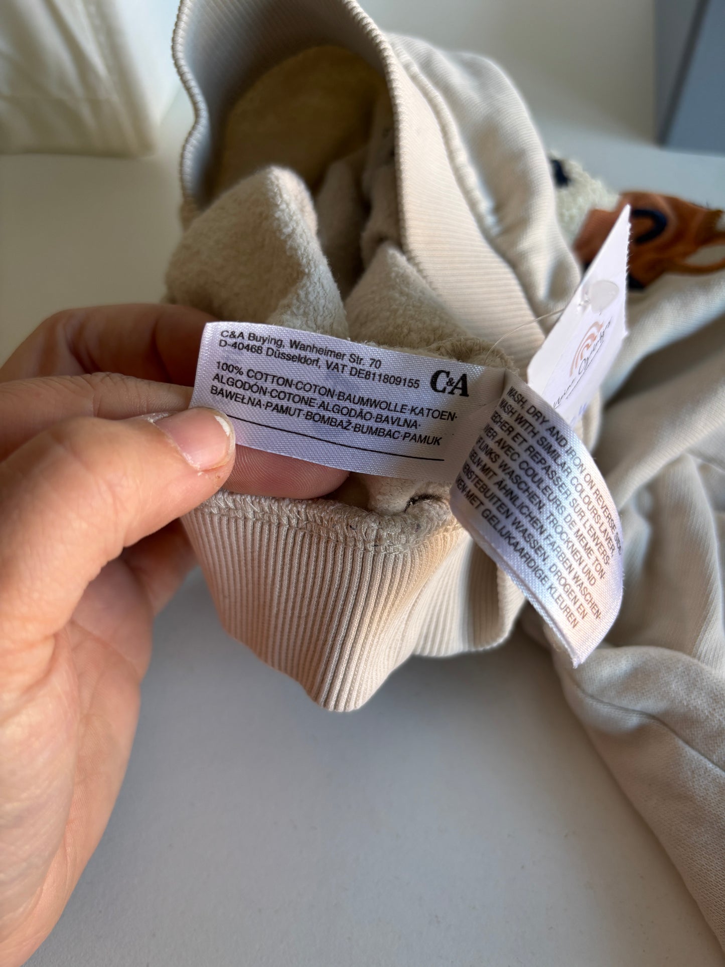 Crèmekleurige sweater