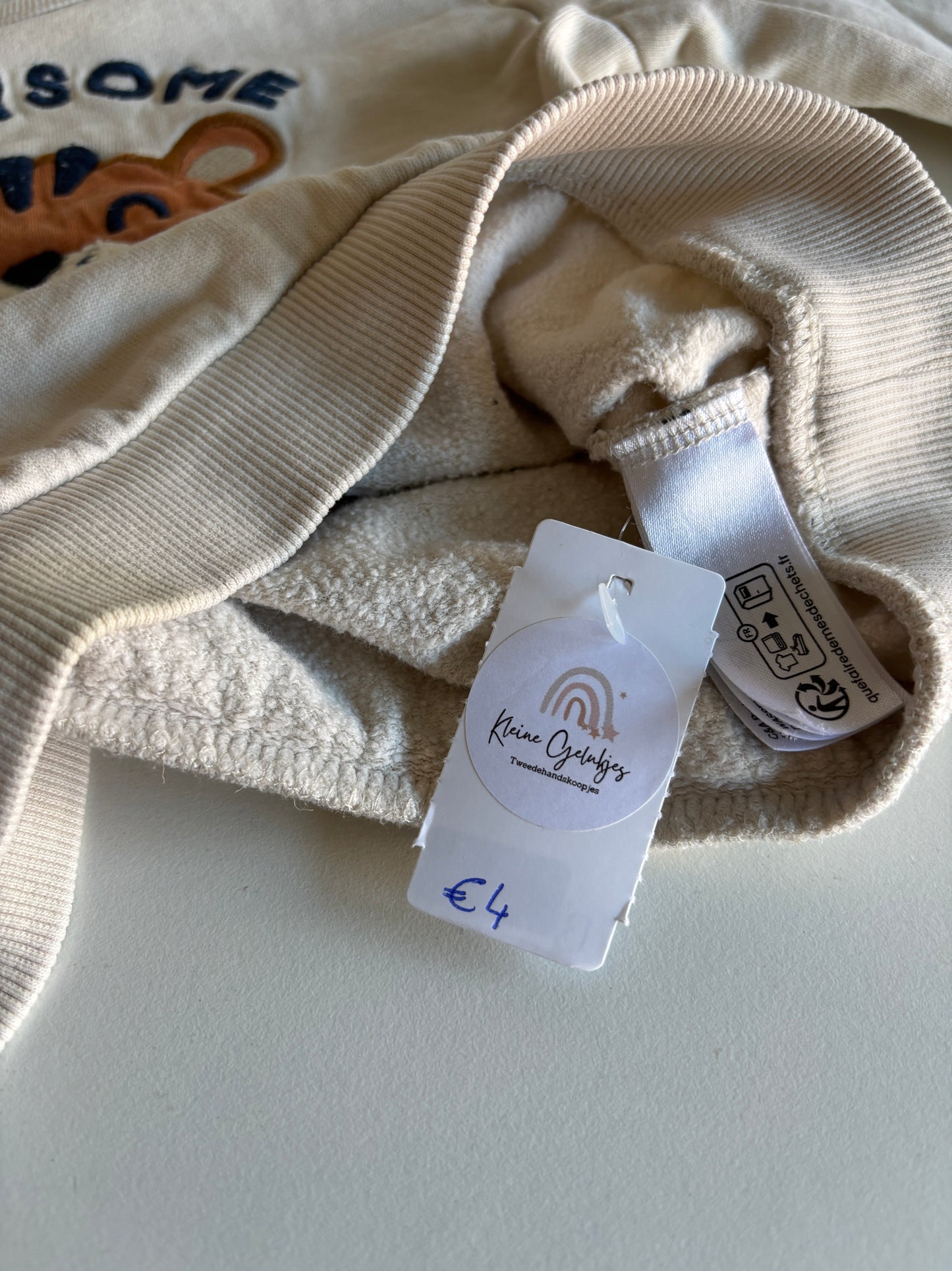 Crèmekleurige sweater