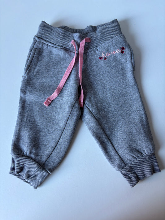 Nonito joggingbroek 74 - Nieuwstaat 💸