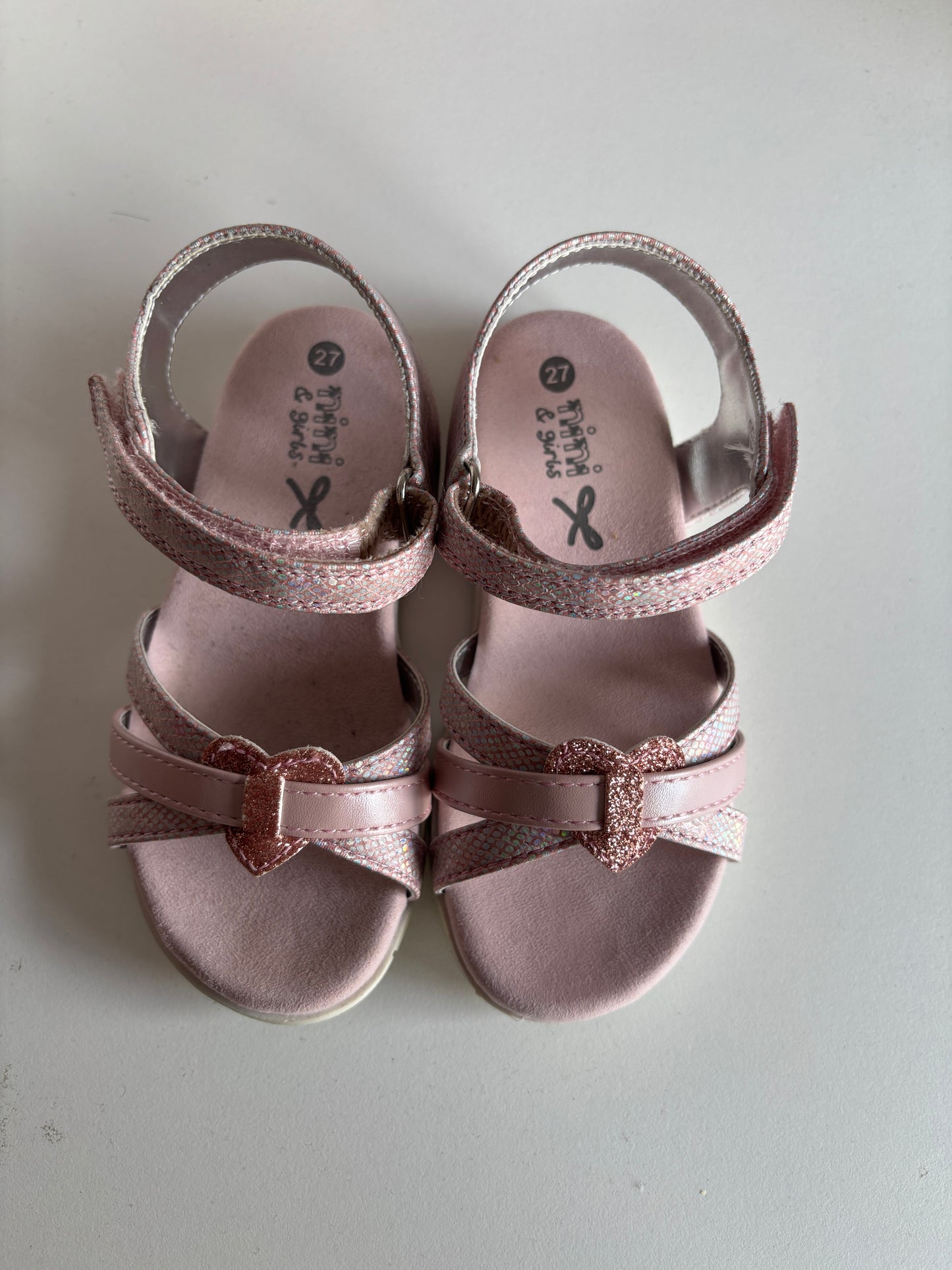 Roze sandalen
