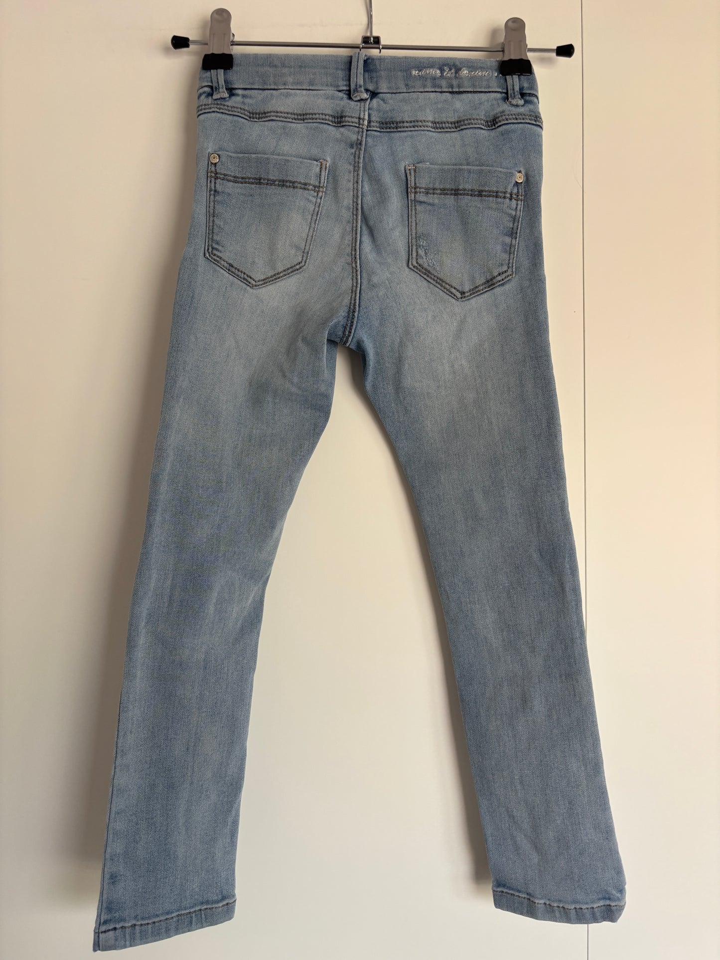 Lichtblauwe skinny ripped jeansbroek