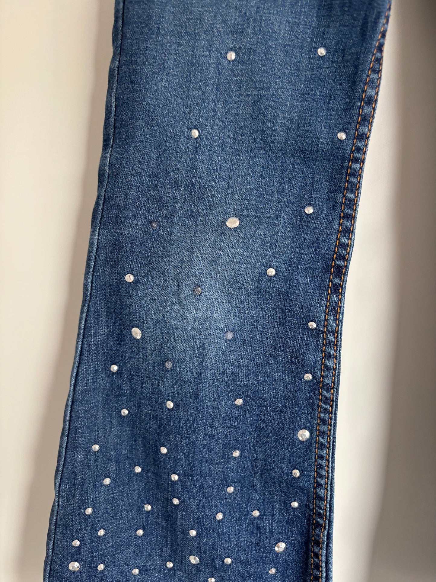 Flared jegging met steentjes