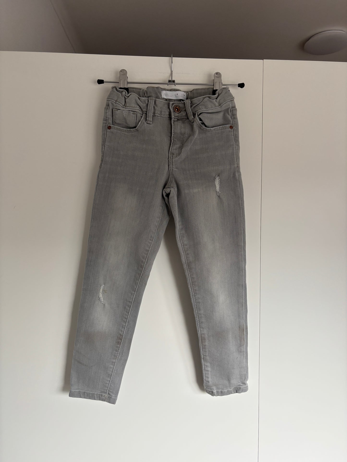 Grijze jeansbroek