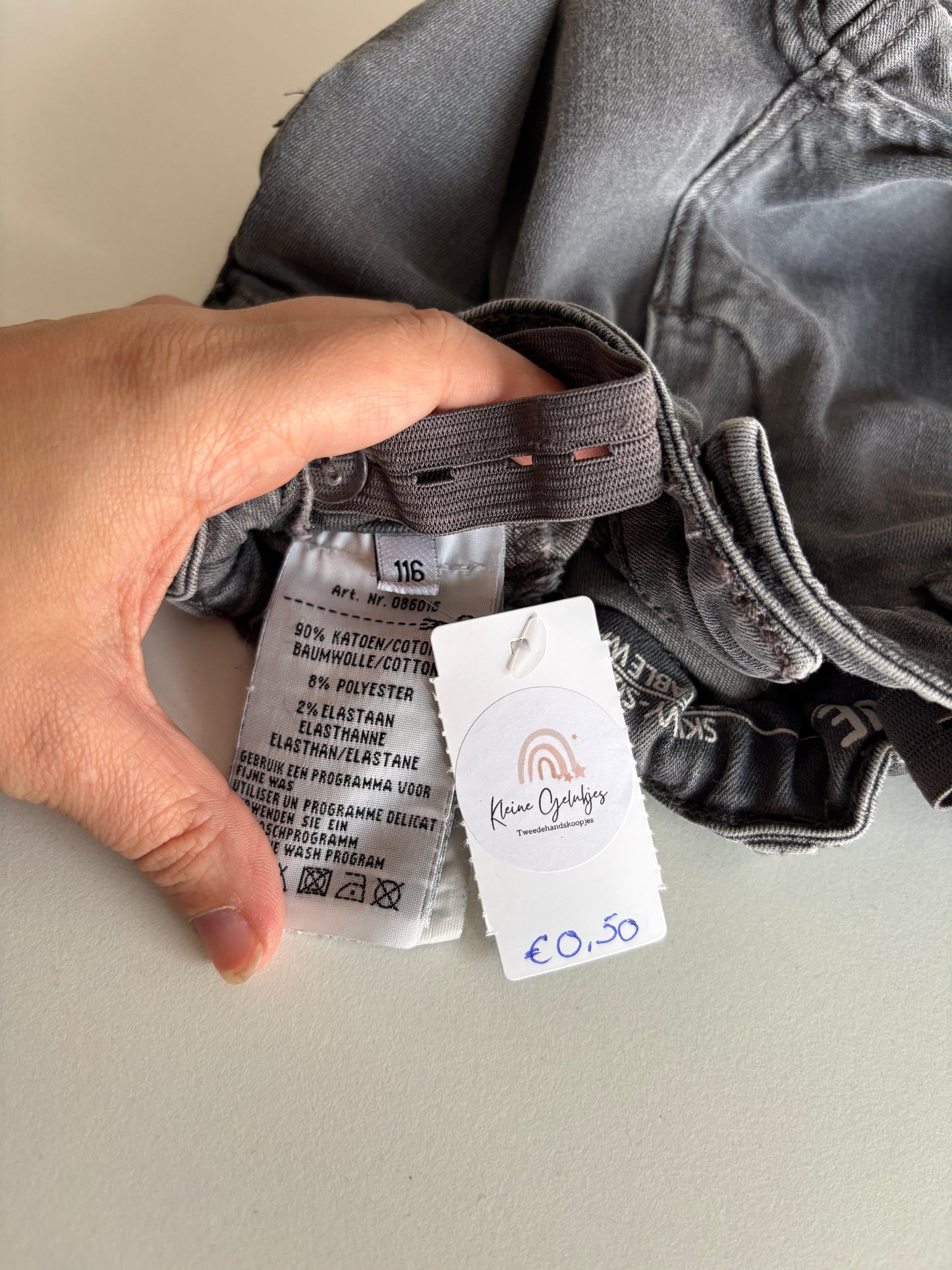 Donkergrijze jeansbroek