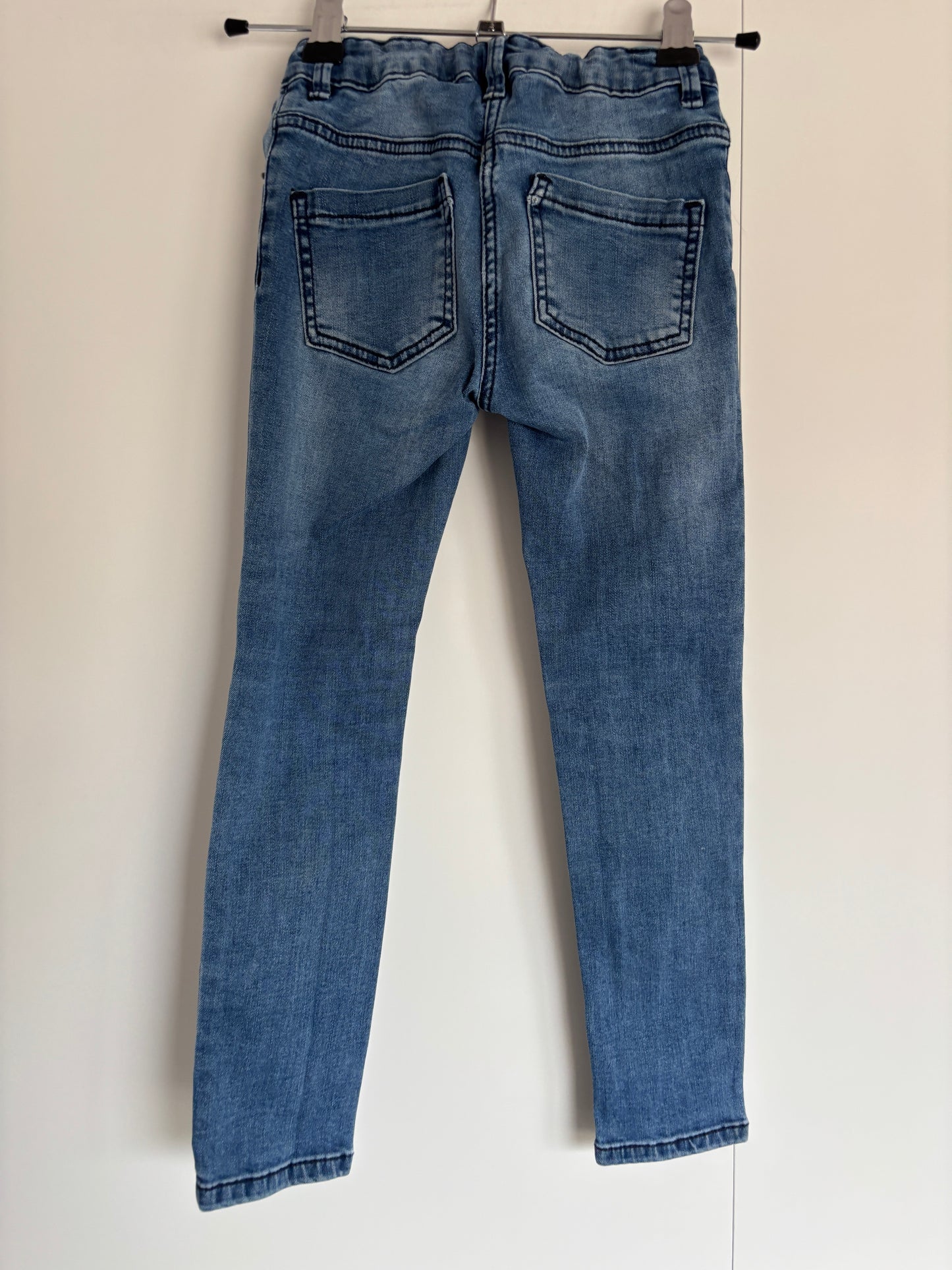 Jeansbroek met hartjes