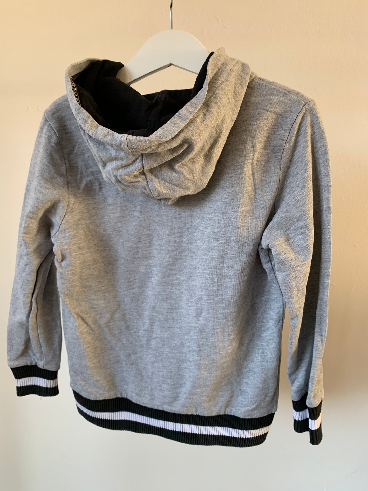 C&A vest 116 - zeer goede staat 💸