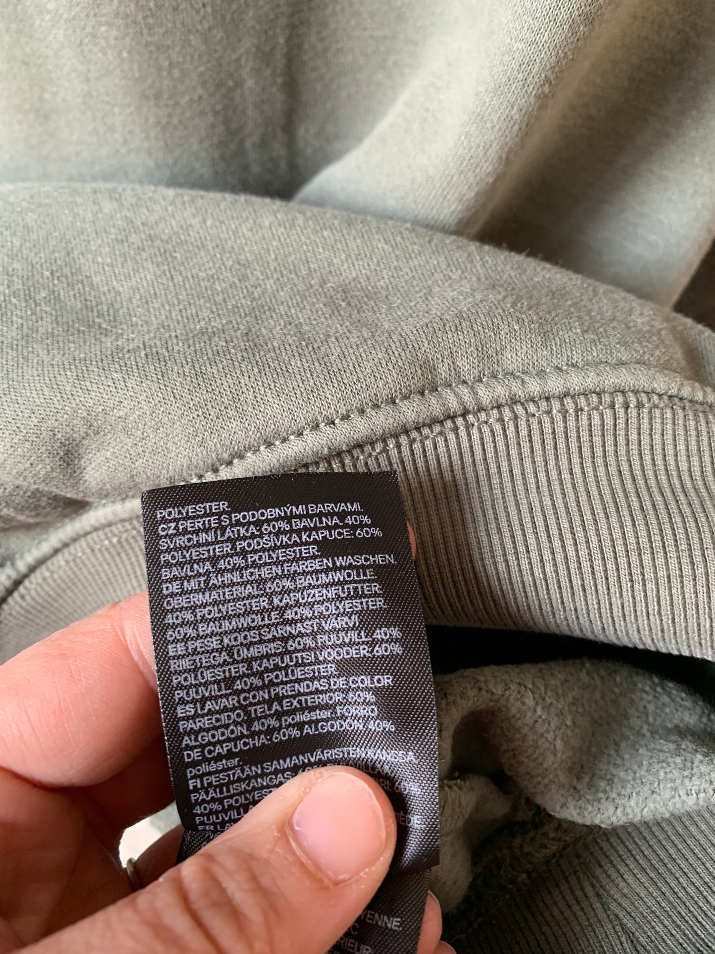 H&M olijfgroene sweater XS - zeer goede staat 💸